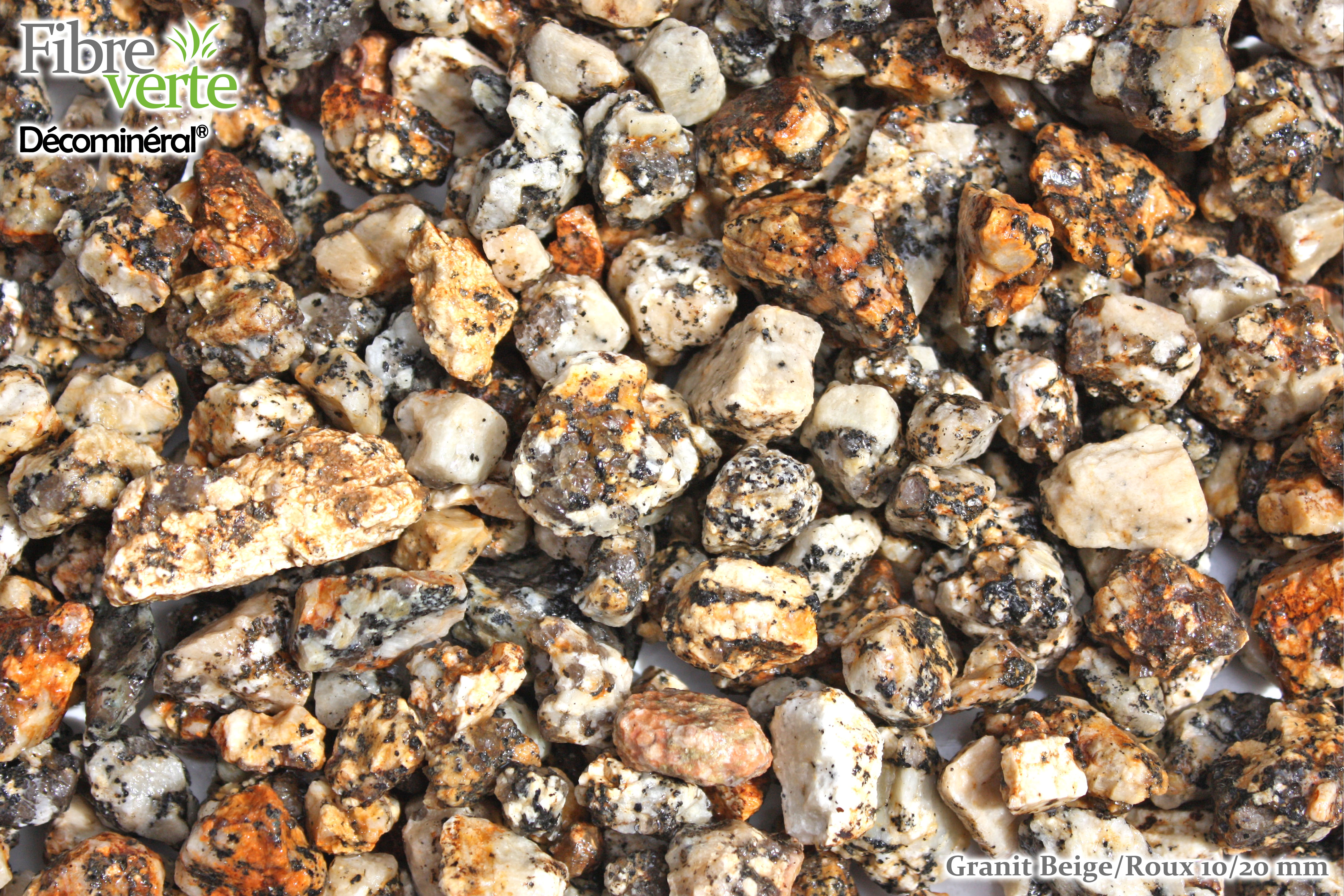 Le Granit Beige/Roux convient particulièrement pour la décoration des massifs, rocailles ainsi que p...